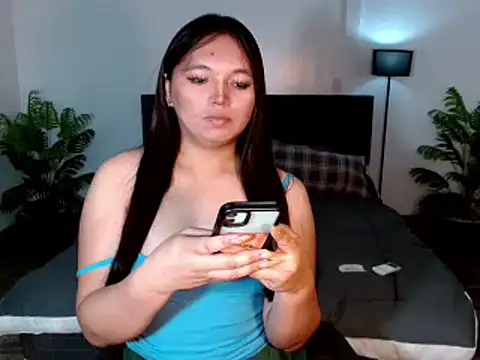 Nikki_Karishma live sex cam