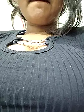 MohiniHott live sex cam