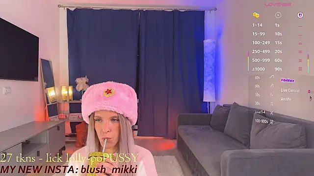 mikkixmeow's cam snapshot