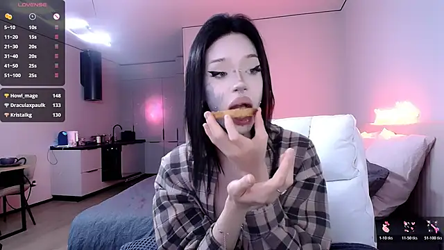 Tanya_M live sex cam