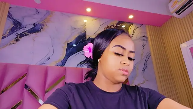 MySugarmoomy live sex cam