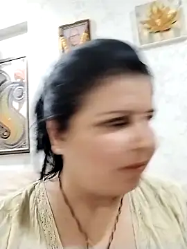 Jann_Riya333 live sex cam