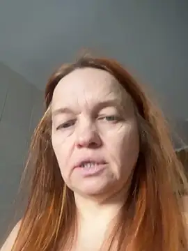 Suzanele's cam snapshot