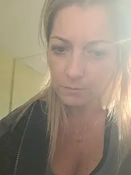 NikkiBlisss's cam snapshot