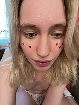 LovelyMiu live sex cam