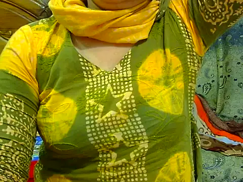 Horny_Doll24's cam snapshot