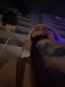 VineraSweet's cam snapshot