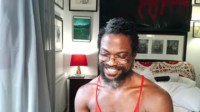 SirDaddylicious live sex cam