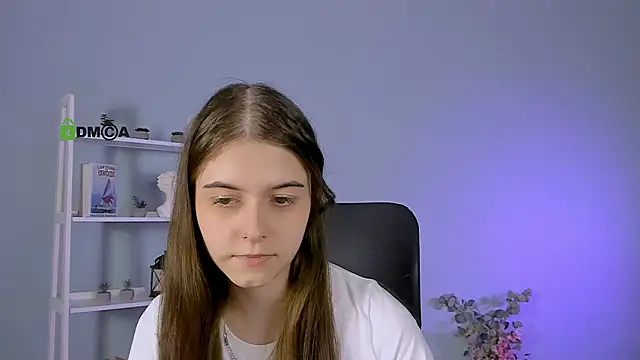 molly_hollow live sex cam