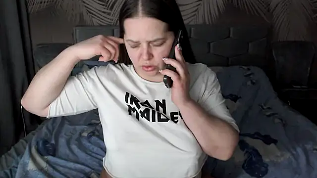 uliastar's cam snapshot