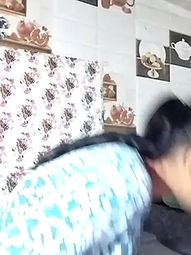 Hot-Pooja25's cam snapshot