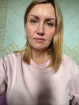 RainyAngel17's cam snapshot