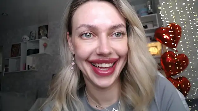 NickyAdamidi's cam snapshot