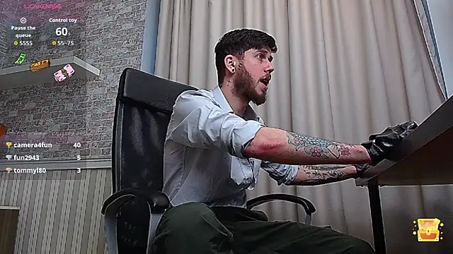 JonahShaw live sex cam