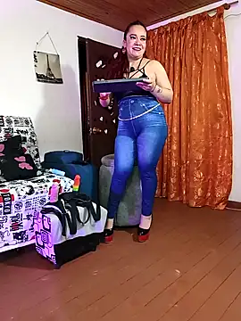 keila_j live sex cam