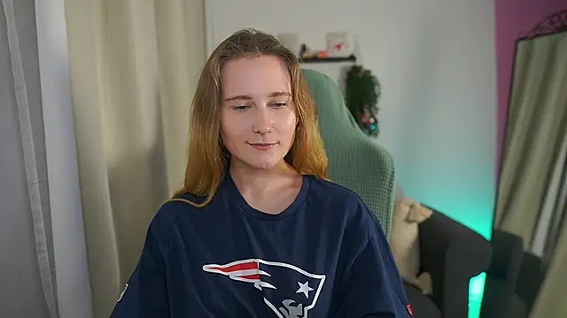 glossy_babe_'s cam snapshot