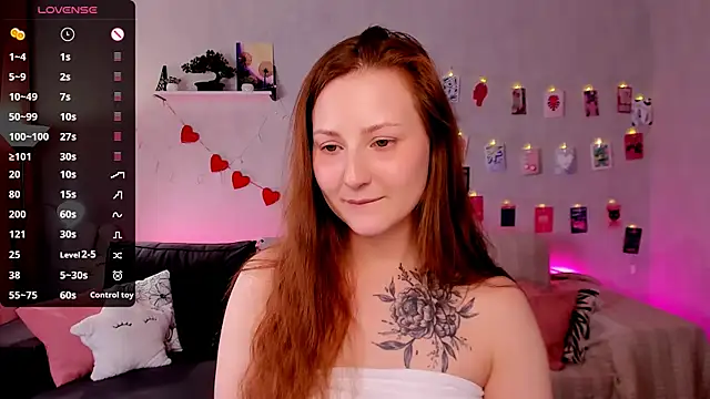 velvet_cherry_'s cam snapshot