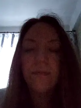 KattyLuuu's cam snapshot