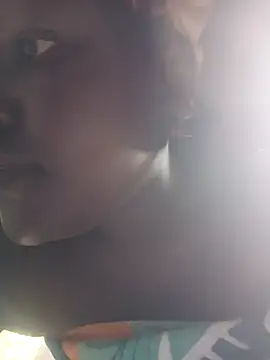 holygrail001's cam snapshot