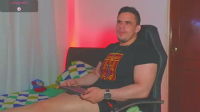 Regansmiths live sex cam