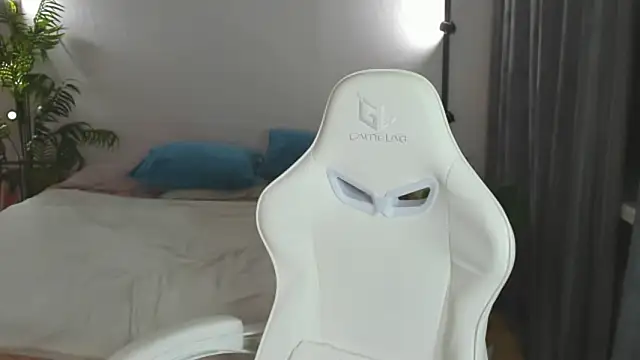 pinky_beby's cam snapshot