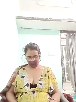 sanjana077's cam snapshot