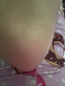 Sophie_LS's cam snapshot