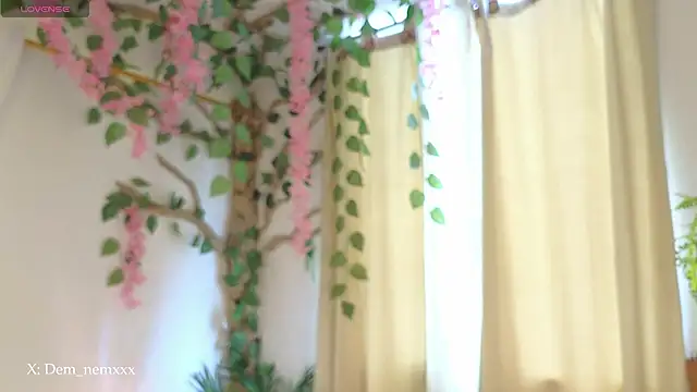 Tommyfoxboy live sex cam