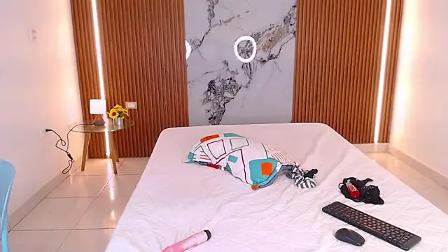 rosselyn_ live sex cam