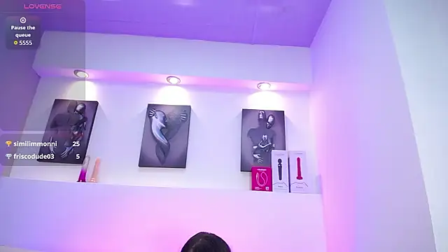 Harmony_Hills live sex cam