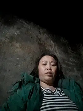 dakota-kis's cam snapshot