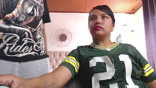 sharon_and_sharit live sex cam