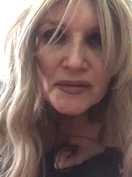 Snejnaya's cam snapshot