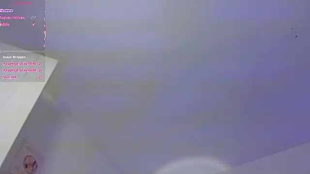 TINY_TAY's cam snapshot