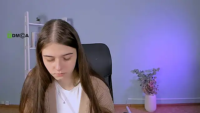 molly_hollow's cam snapshot