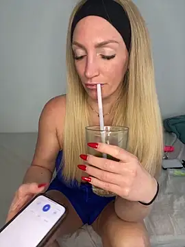 irina_k0valenk0 live sex cam