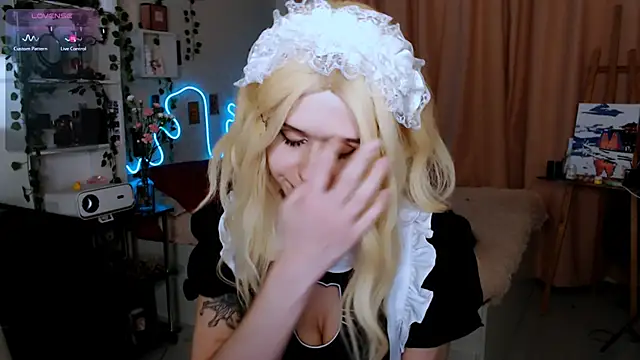 EllieHeart's cam snapshot