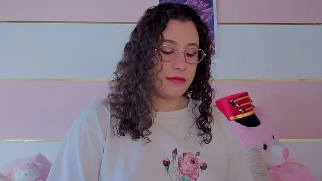 Charlotte__Miller's cam snapshot