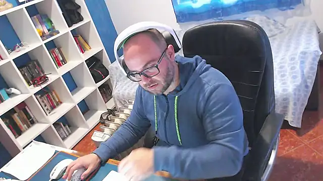 ravingr4d4's cam snapshot