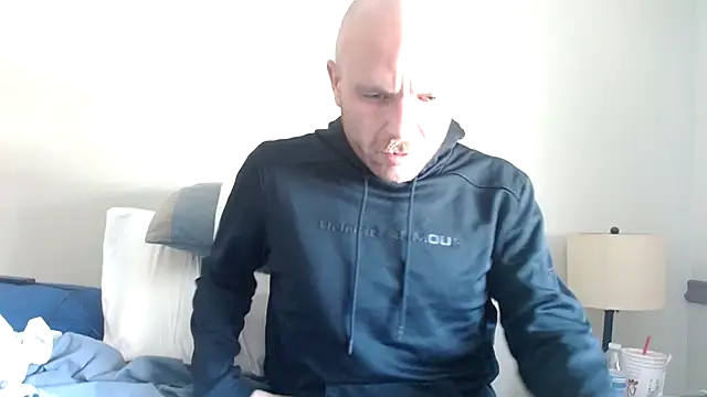 FrankieFuckMe's cam snapshot