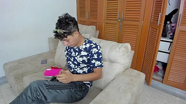 brutal_sex_room2k live sex cam