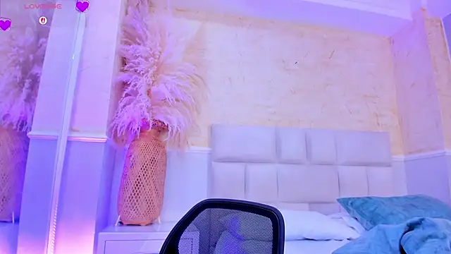 ScarletEvanss_'s cam snapshot