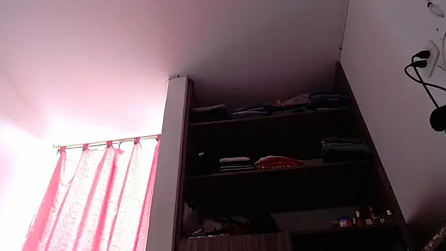 nicolle_milf1978 live sex cam