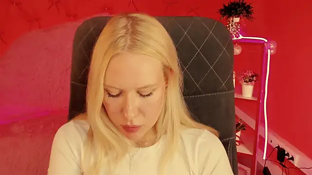 AprilChambers's cam snapshot