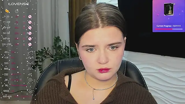 LanaTreades's cam snapshot