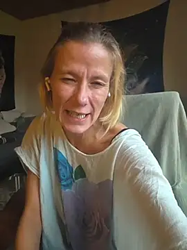 yola181's cam snapshot