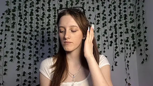 LisaBoddy's cam snapshot