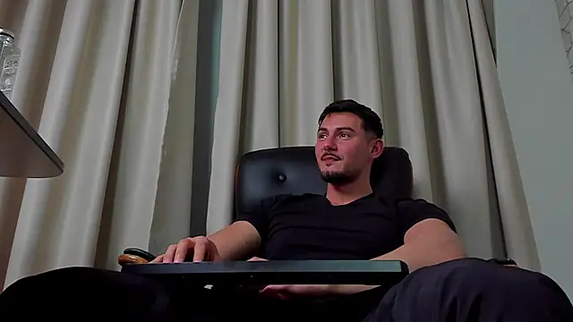 ClintMasters live sex cam