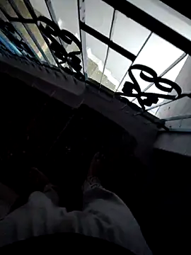 weaponisback live sex cam