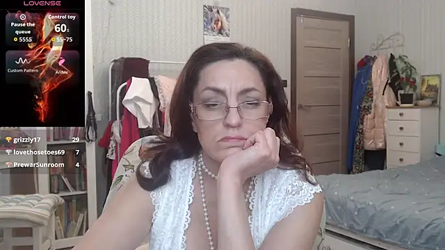 Vivian_Violet_ live sex cam